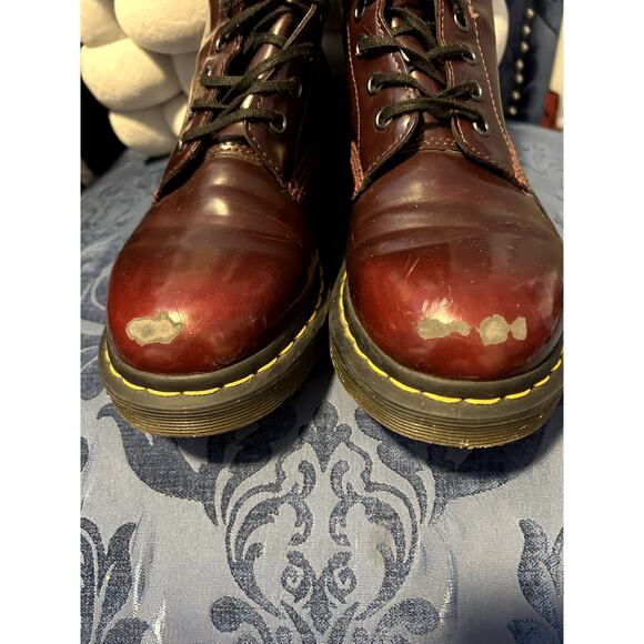 Dr Martens Vegan Burgundy Cherry Red 1460 Felix Rub off Size 8/EU 39 - Picture 3 of 7